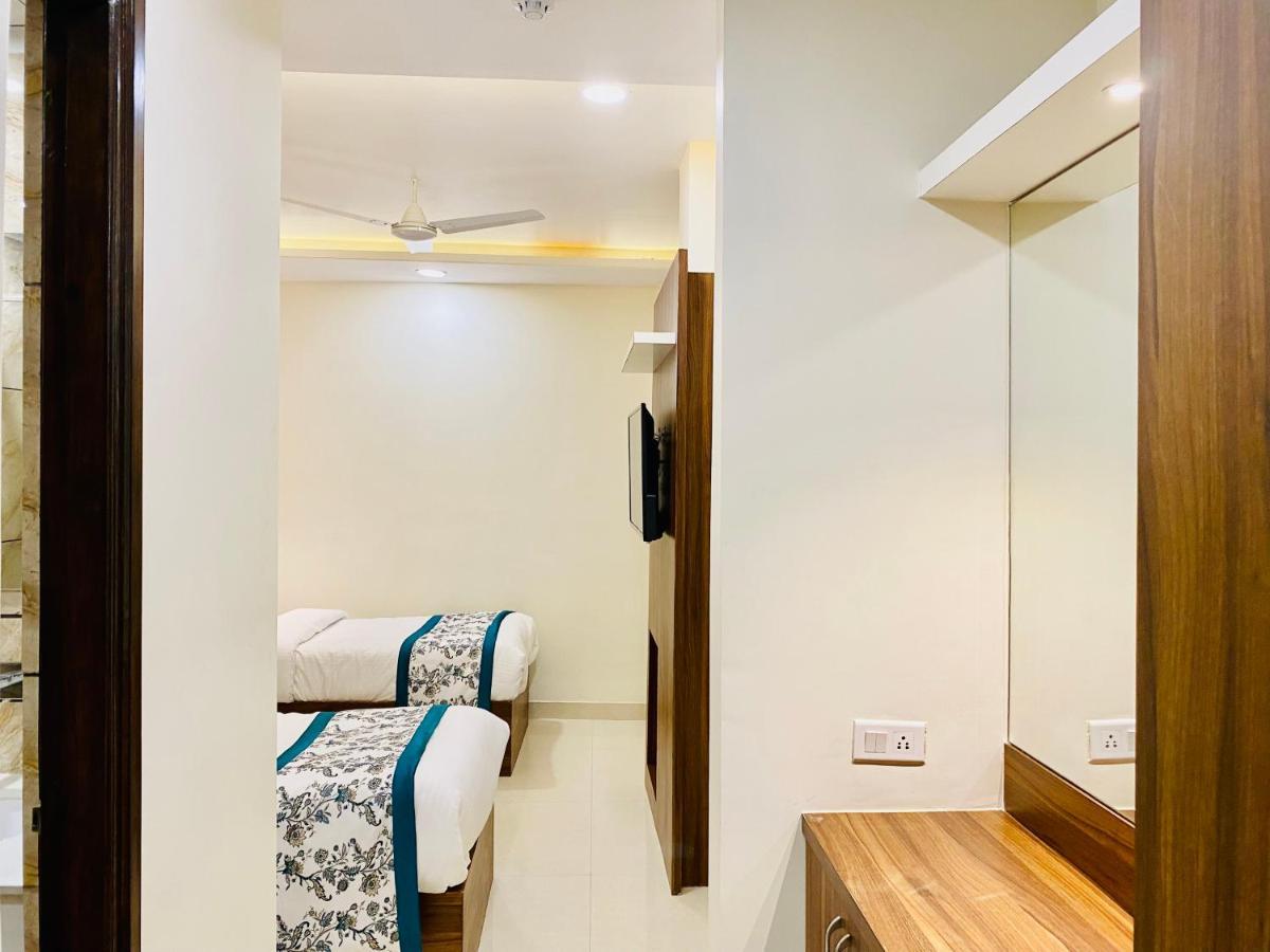 Hotel White House By An Hotels - Walking Distance From Golden Temple Amritsar Exterior photo