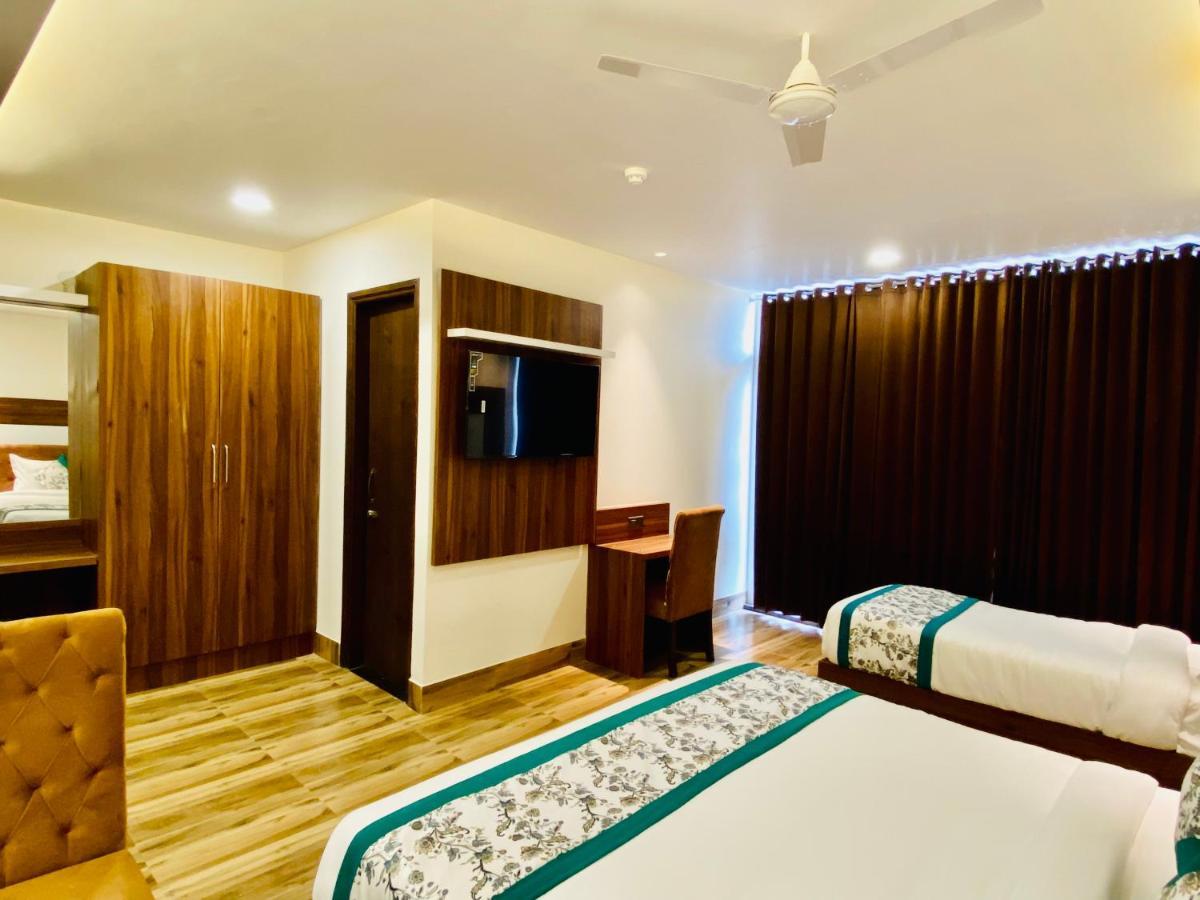 Hotel White House By An Hotels - Walking Distance From Golden Temple Amritsar Exterior photo
