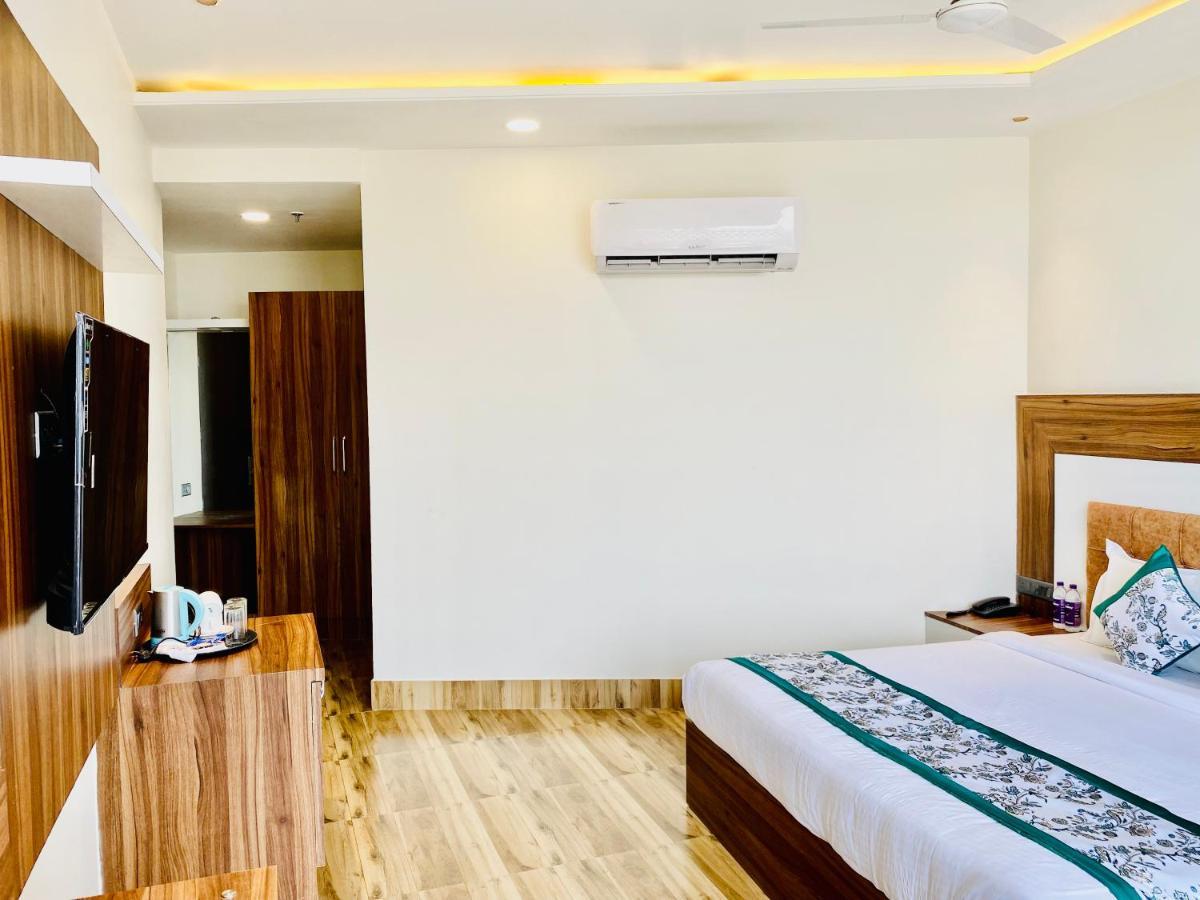 Hotel White House By An Hotels - Walking Distance From Golden Temple Amritsar Exterior photo