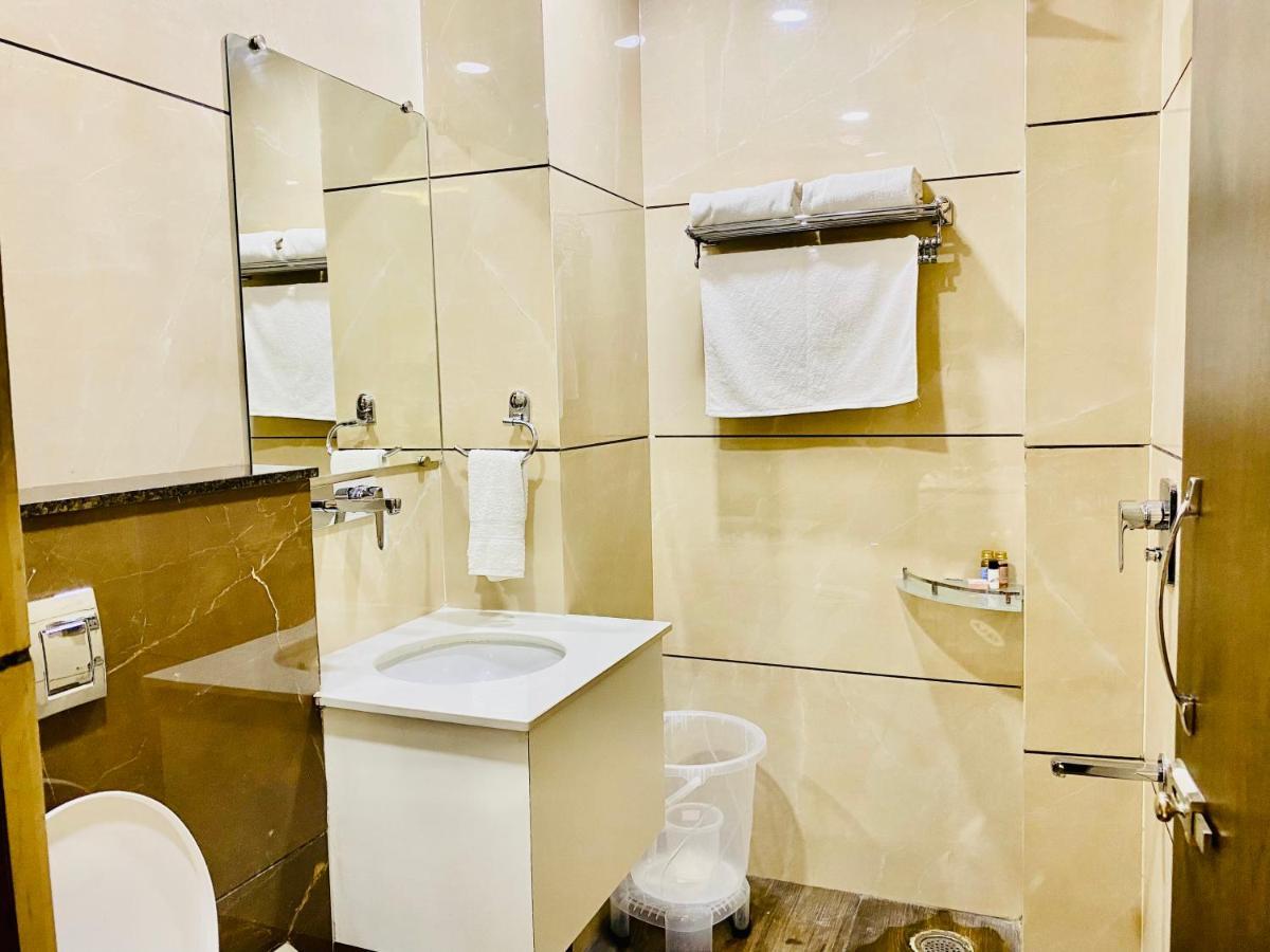 Hotel White House By An Hotels - Walking Distance From Golden Temple Amritsar Exterior photo
