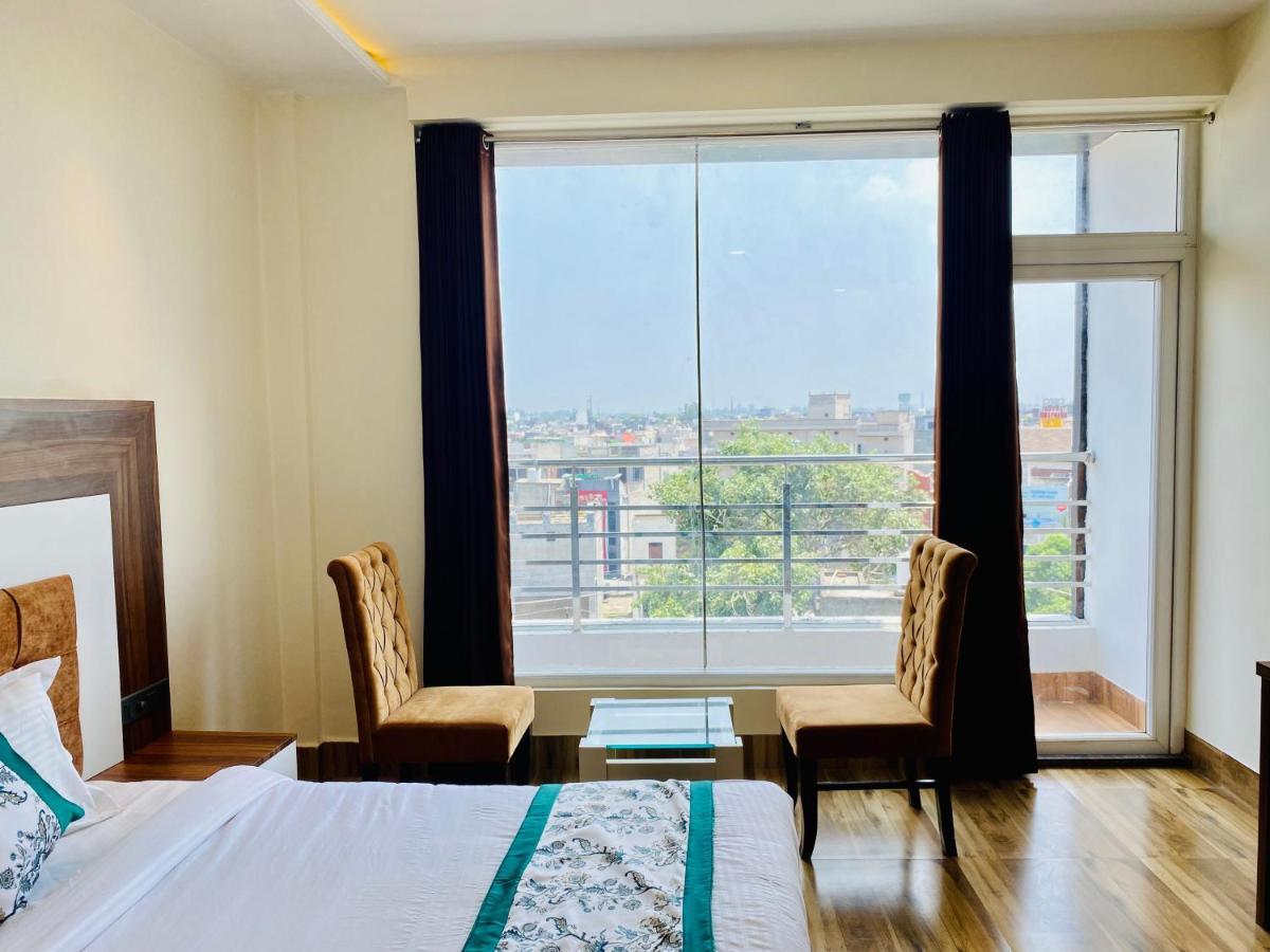 Hotel White House By An Hotels - Walking Distance From Golden Temple Amritsar Exterior photo